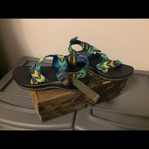 Boys chacos